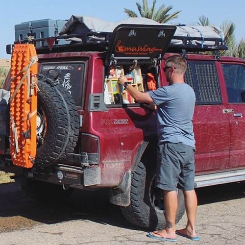 Gull Wing Window Suitable for Nissan Patrol Y60 GR/GQ LWB 4 door