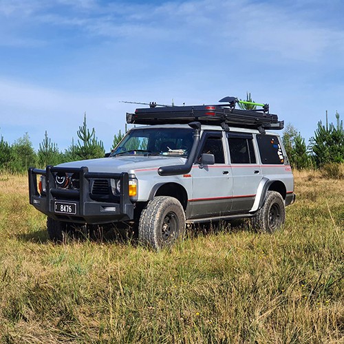 Gull Wing Window Suitable for Nissan Patrol Y60 GR/GQ LWB 4 door