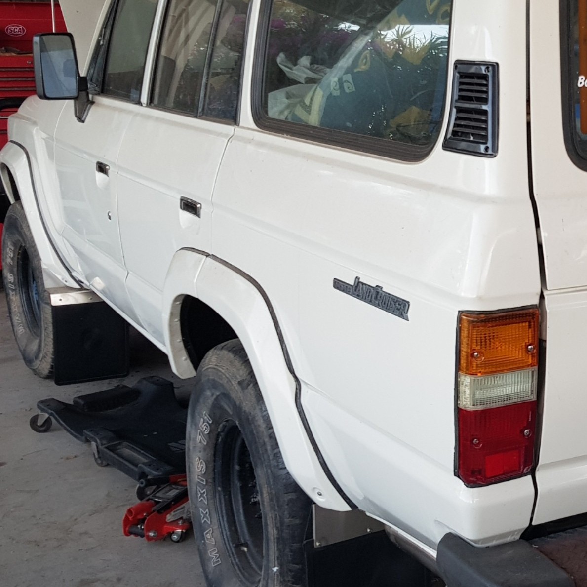 Factory Style Flares Suitable for Toyota 60 Series 1980–1989 Sahara Style