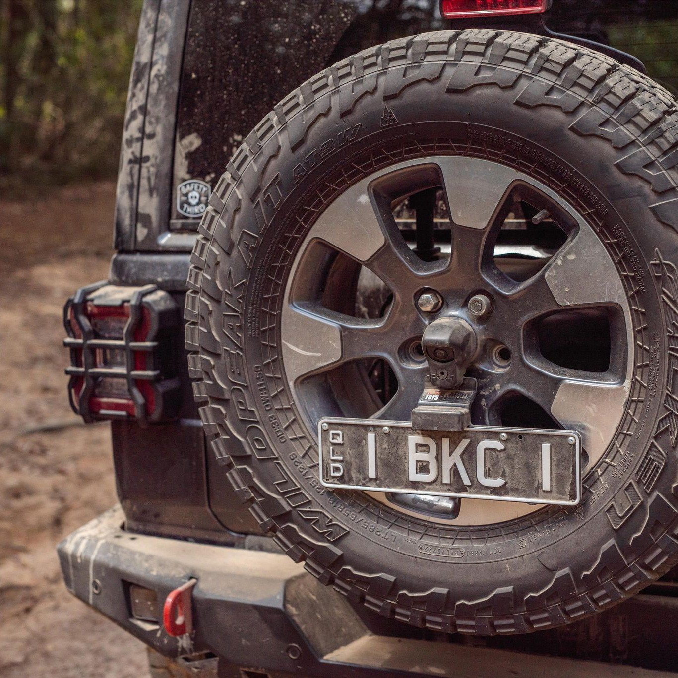 Rear License Plate Relocation Bracket Suitable For 2018+ Jeep Wrangler JL & JLU