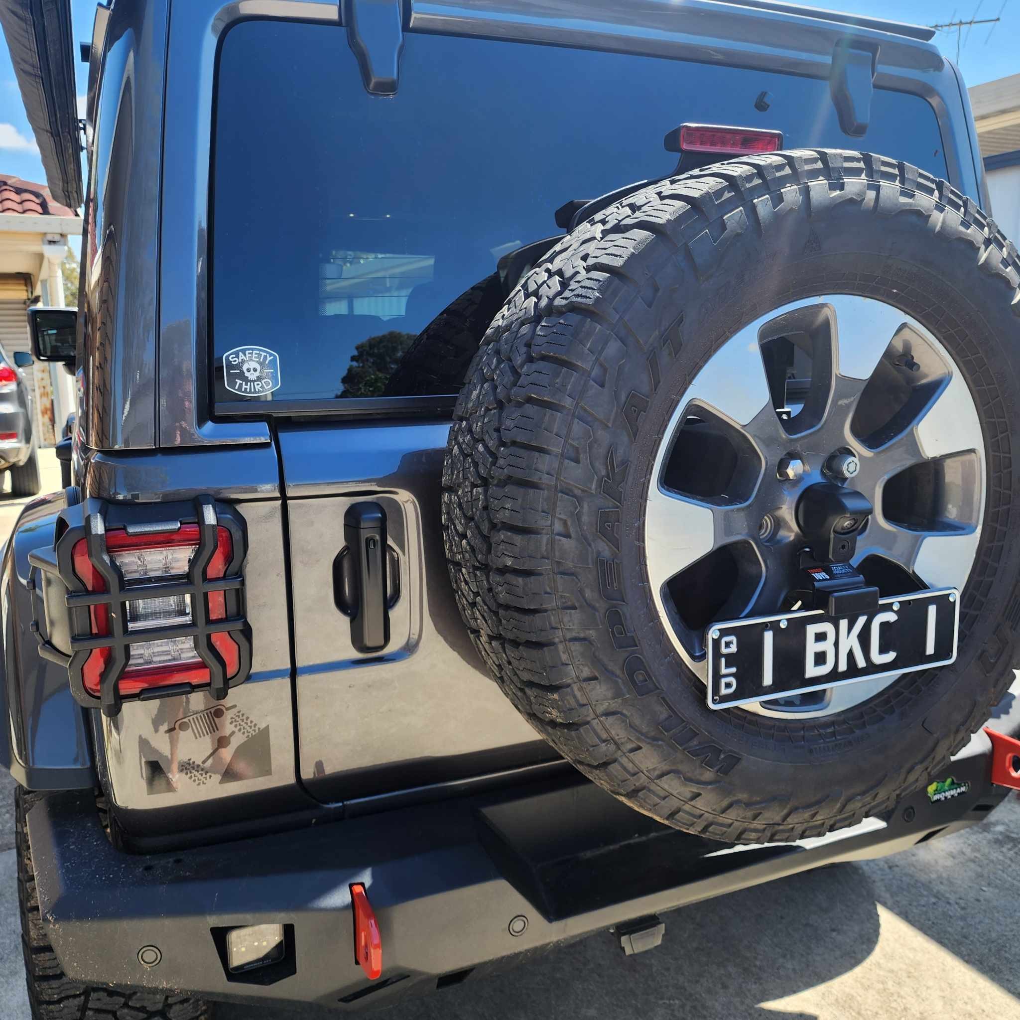 Rear License Plate Relocation Bracket Suitable For 2018+ Jeep Wrangler JL & JLU