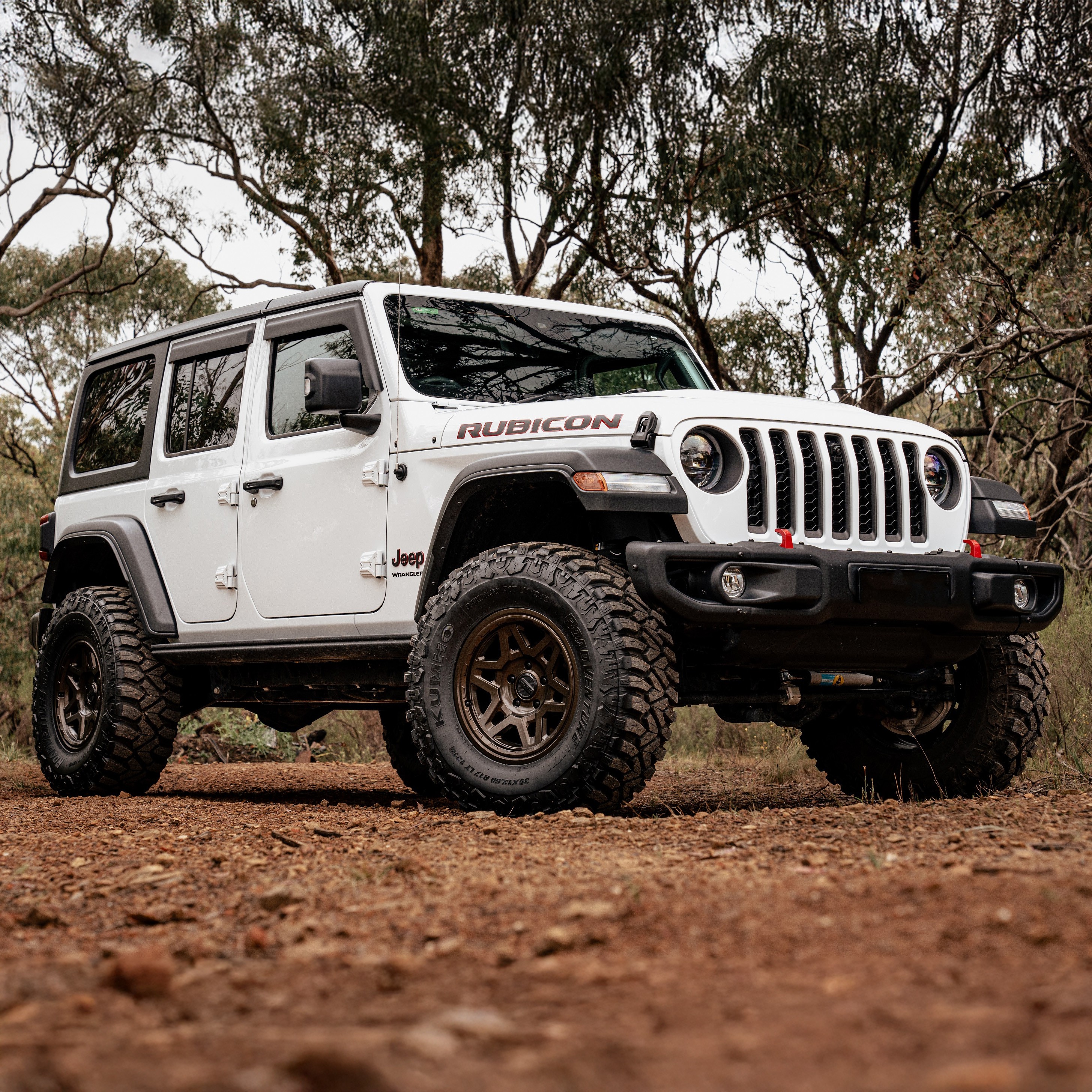 X01 17x8.5 Inch Off-Road Wheels